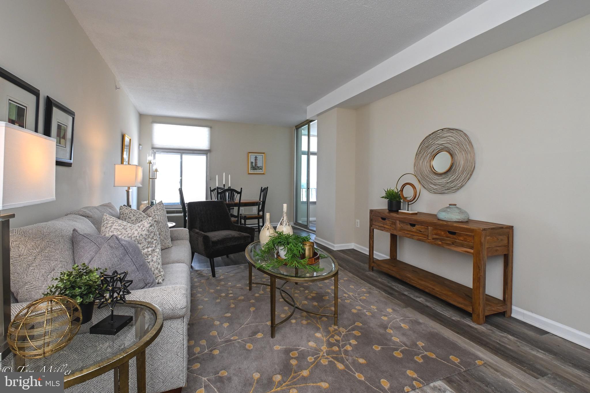 TOWSON - Residential