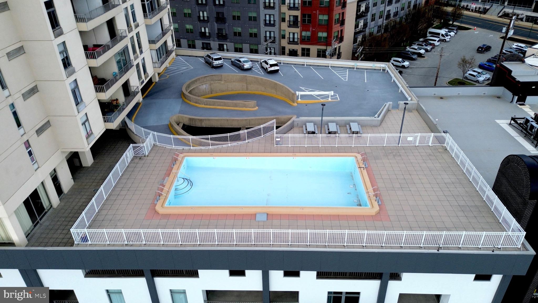 TOWSON - Residential