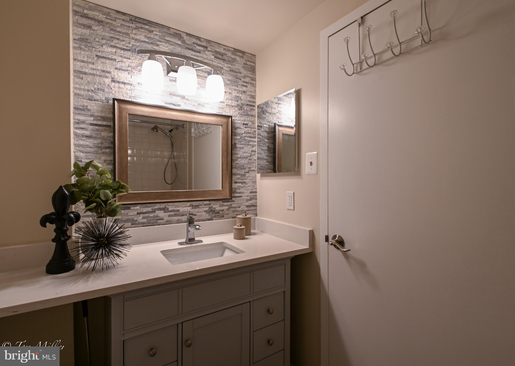 TOWSON - Residential