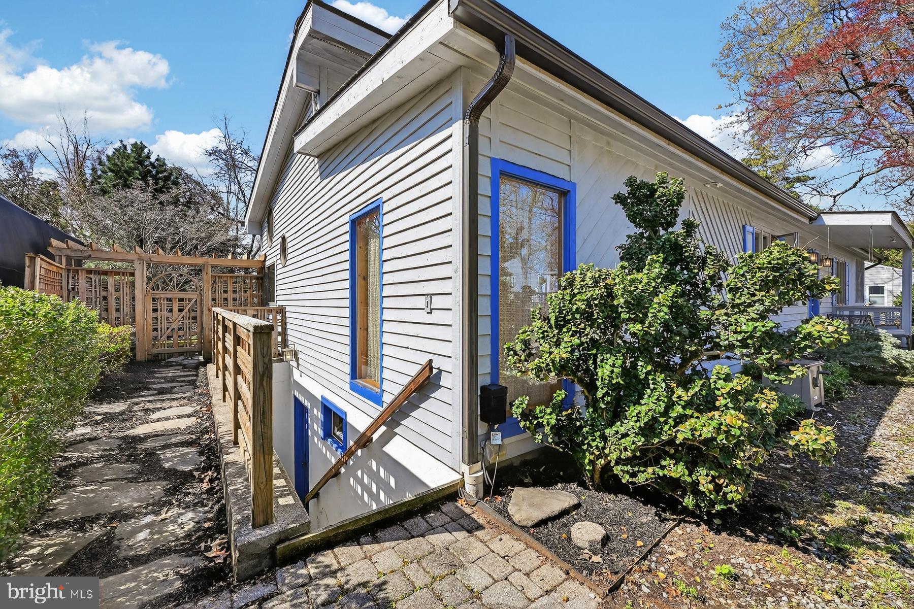 CARROLLTON MANOR - Residential