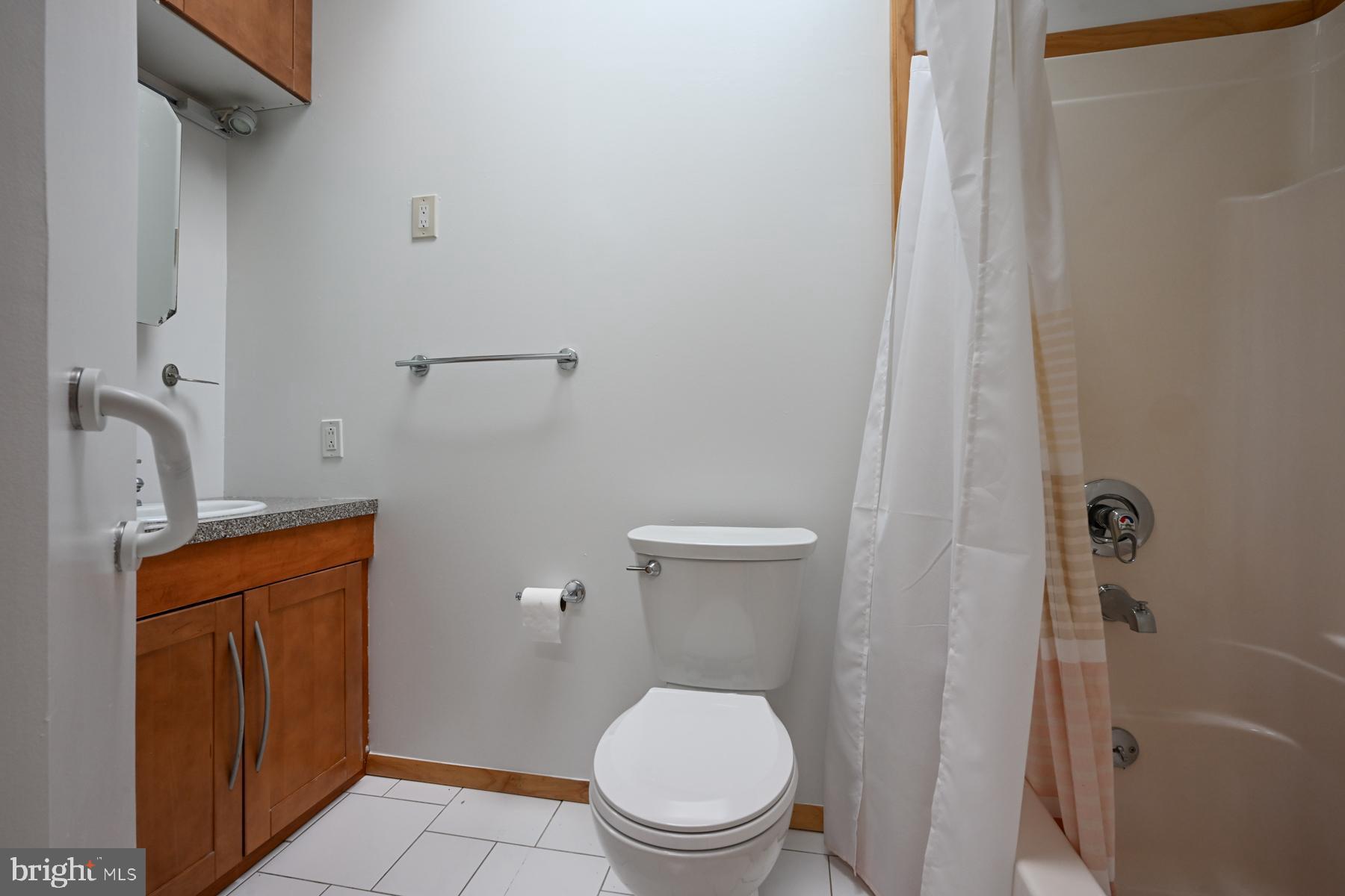 CARROLLTON MANOR - Residential