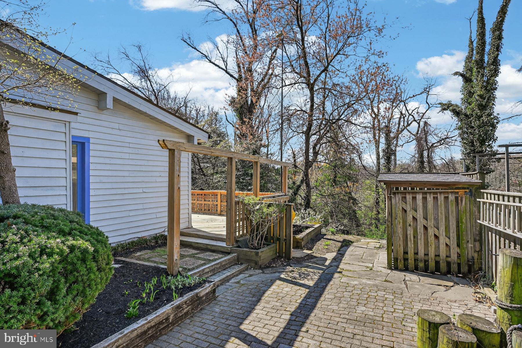 CARROLLTON MANOR - Residential