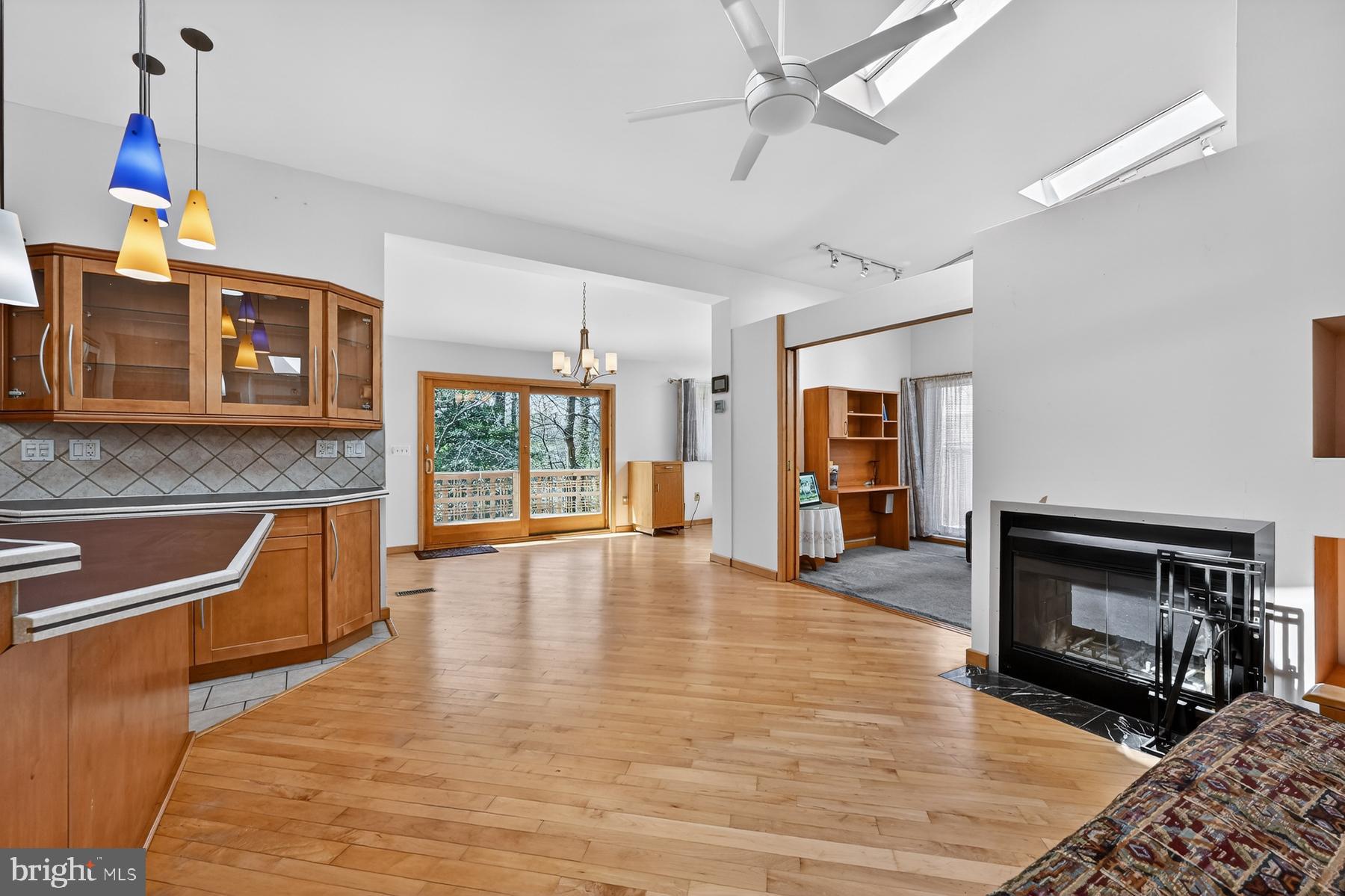 CARROLLTON MANOR - Residential