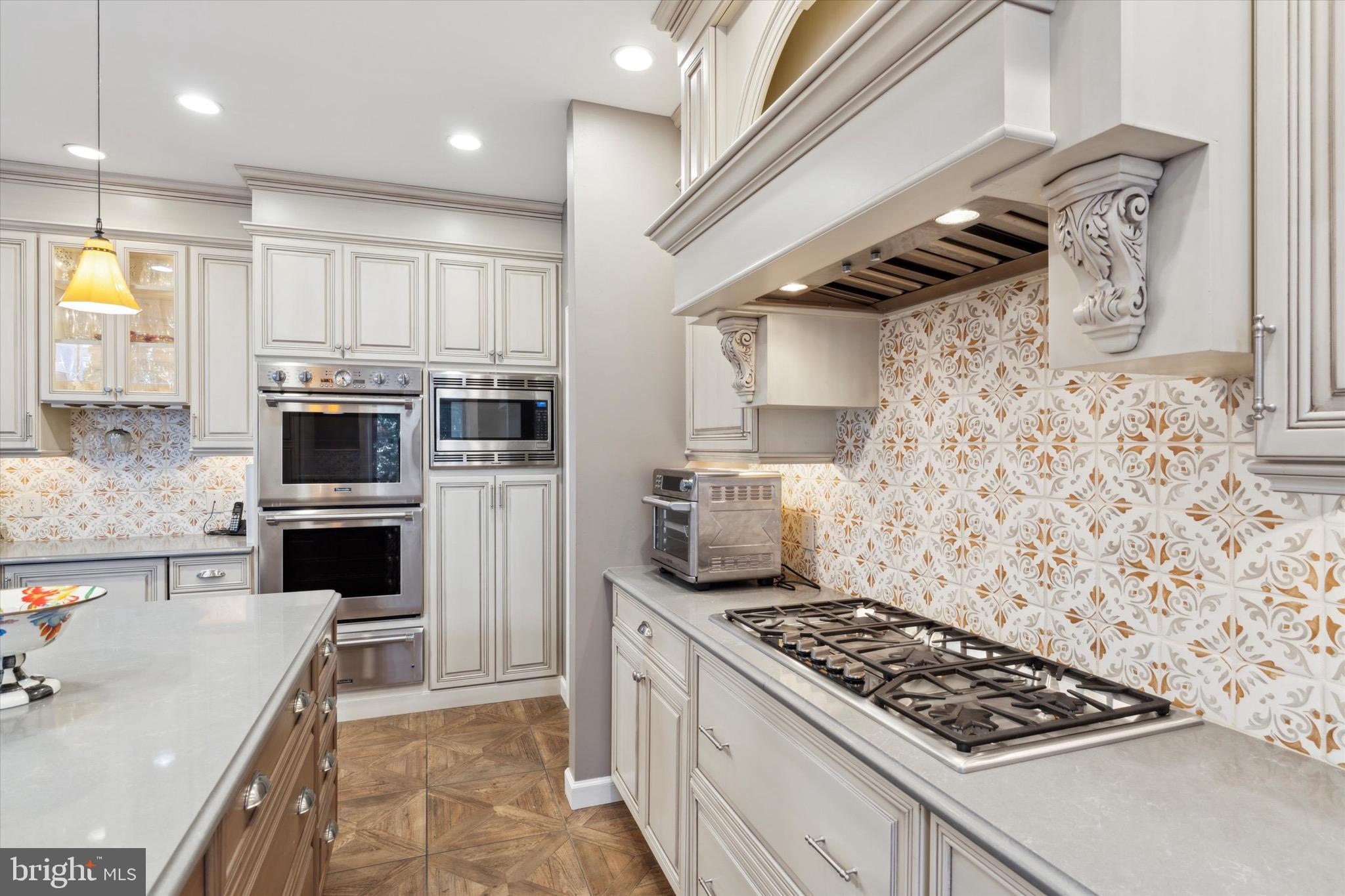 THE RESERVE - Residential