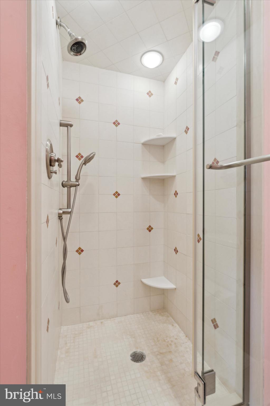 THE RESERVE - Residential