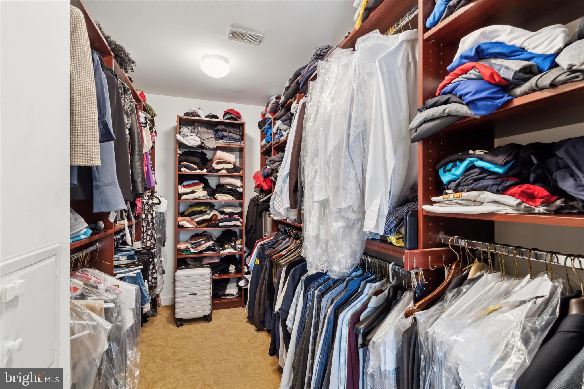 THE RESERVE - Residential