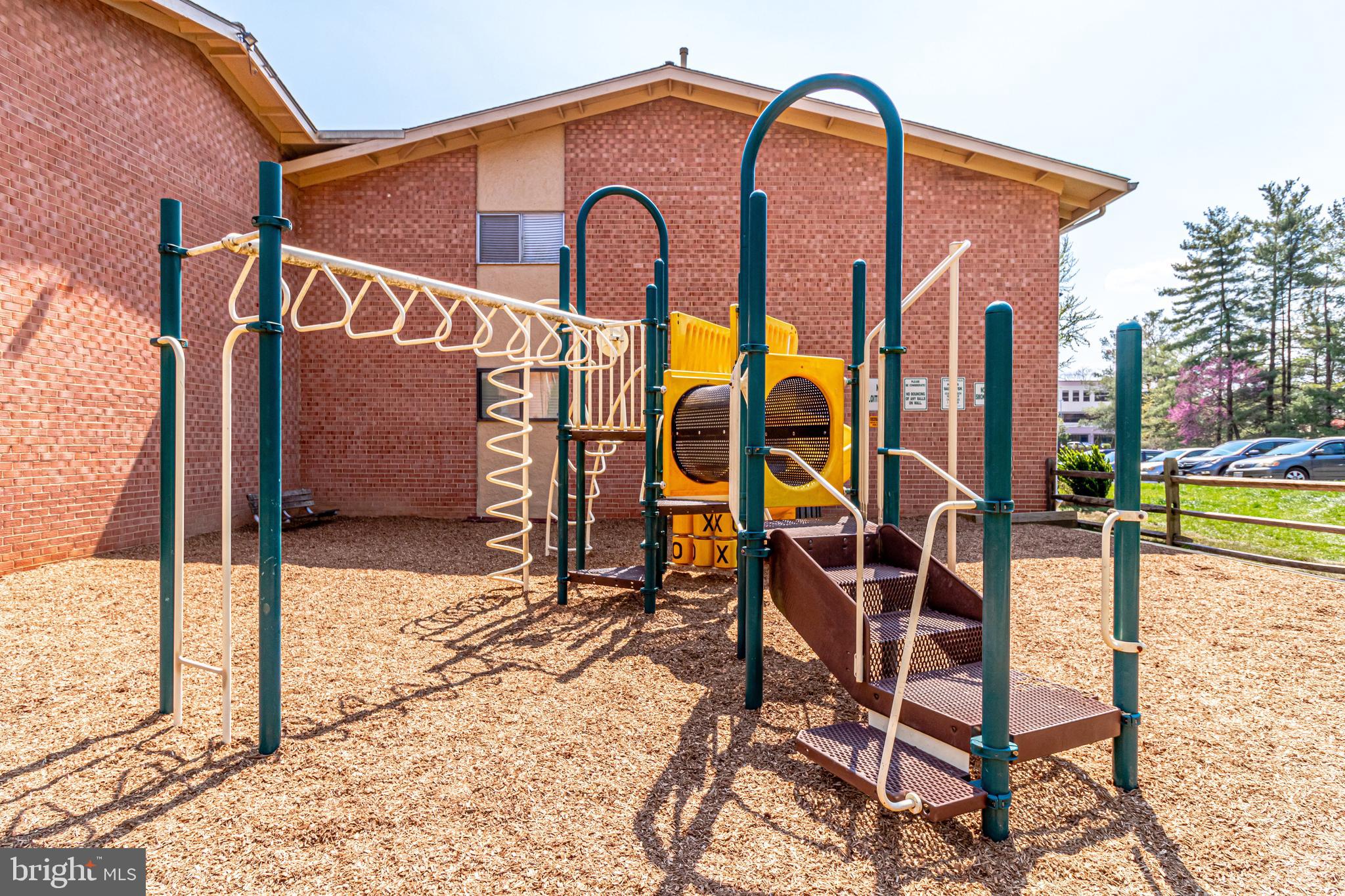 TIMBERLANE VILLAGE GARDEN CONDOMINIUMS - Residential