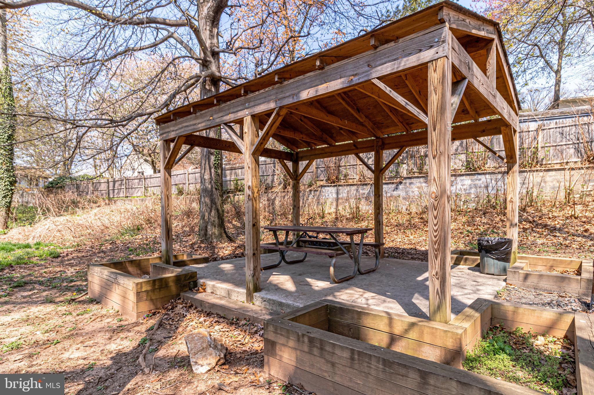 TIMBERLANE VILLAGE GARDEN CONDOMINIUMS - Residential