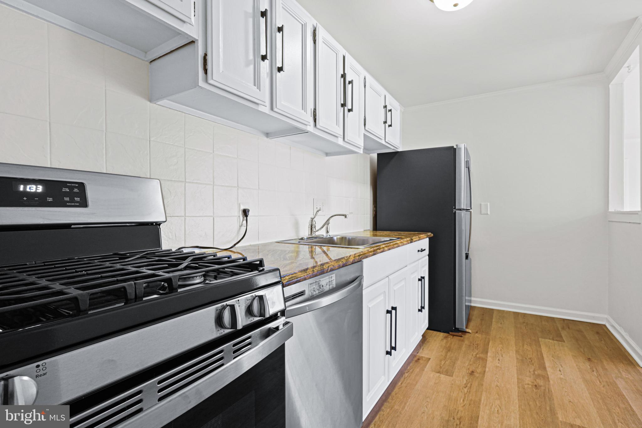 TIMBERLANE VILLAGE GARDEN CONDOMINIUMS - Residential