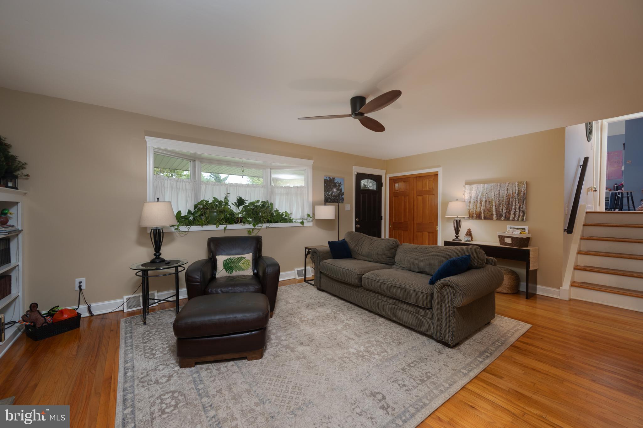 1612 WINDING DRIVE