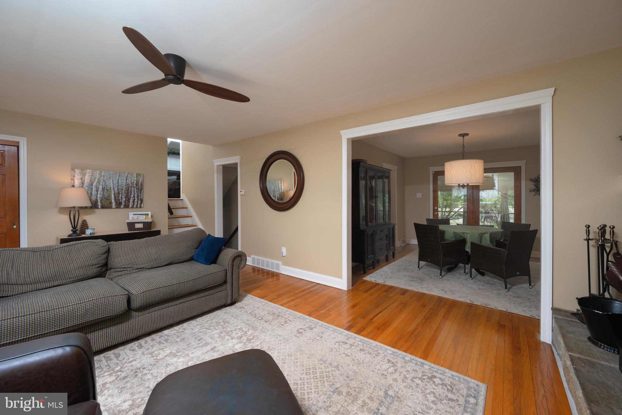 1612 WINDING DRIVE