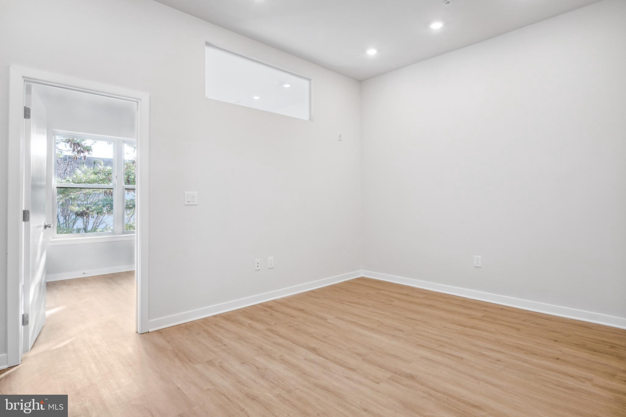 GRAYS FERRY - Residential Lease