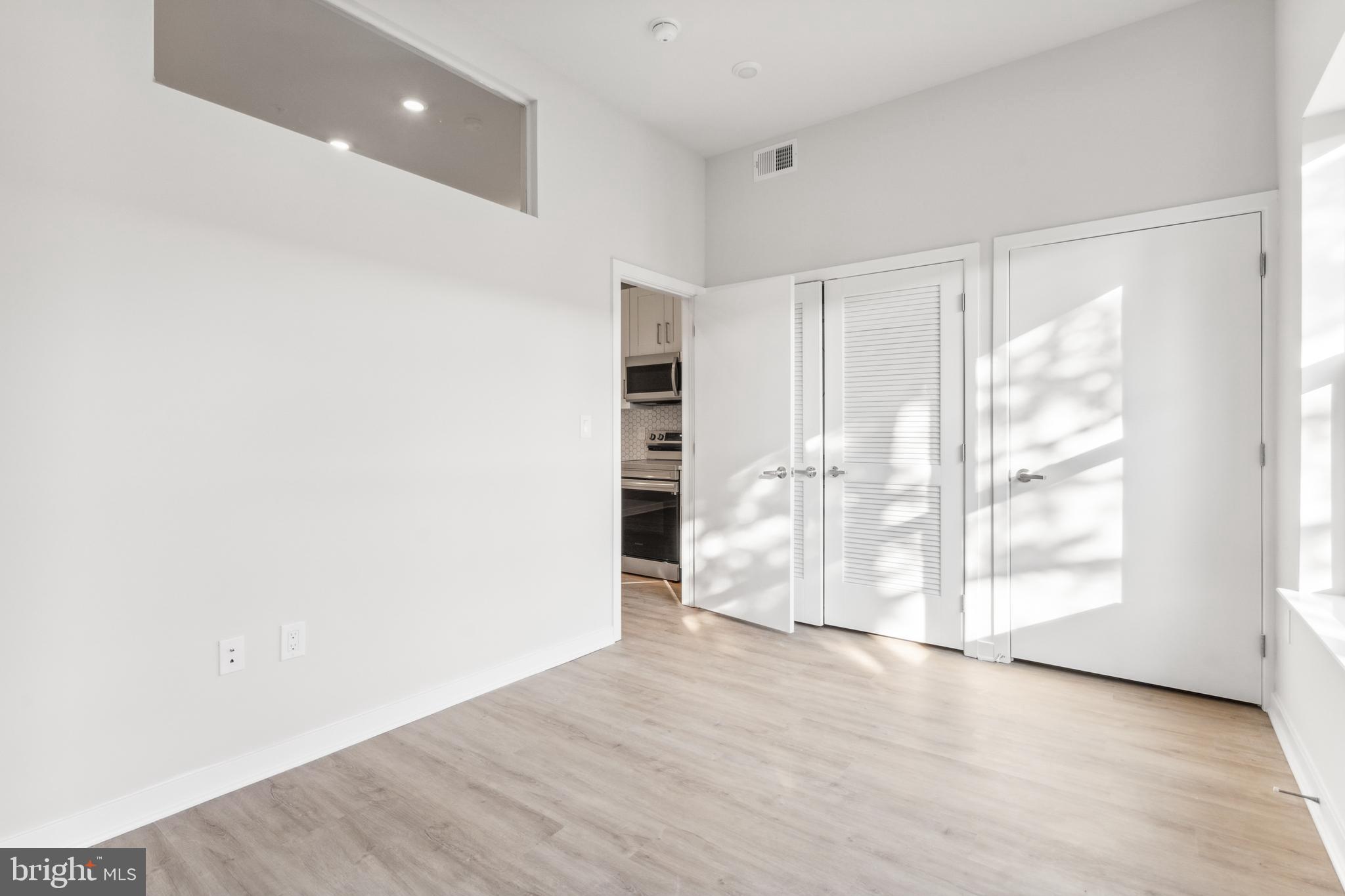 GRAYS FERRY - Residential Lease