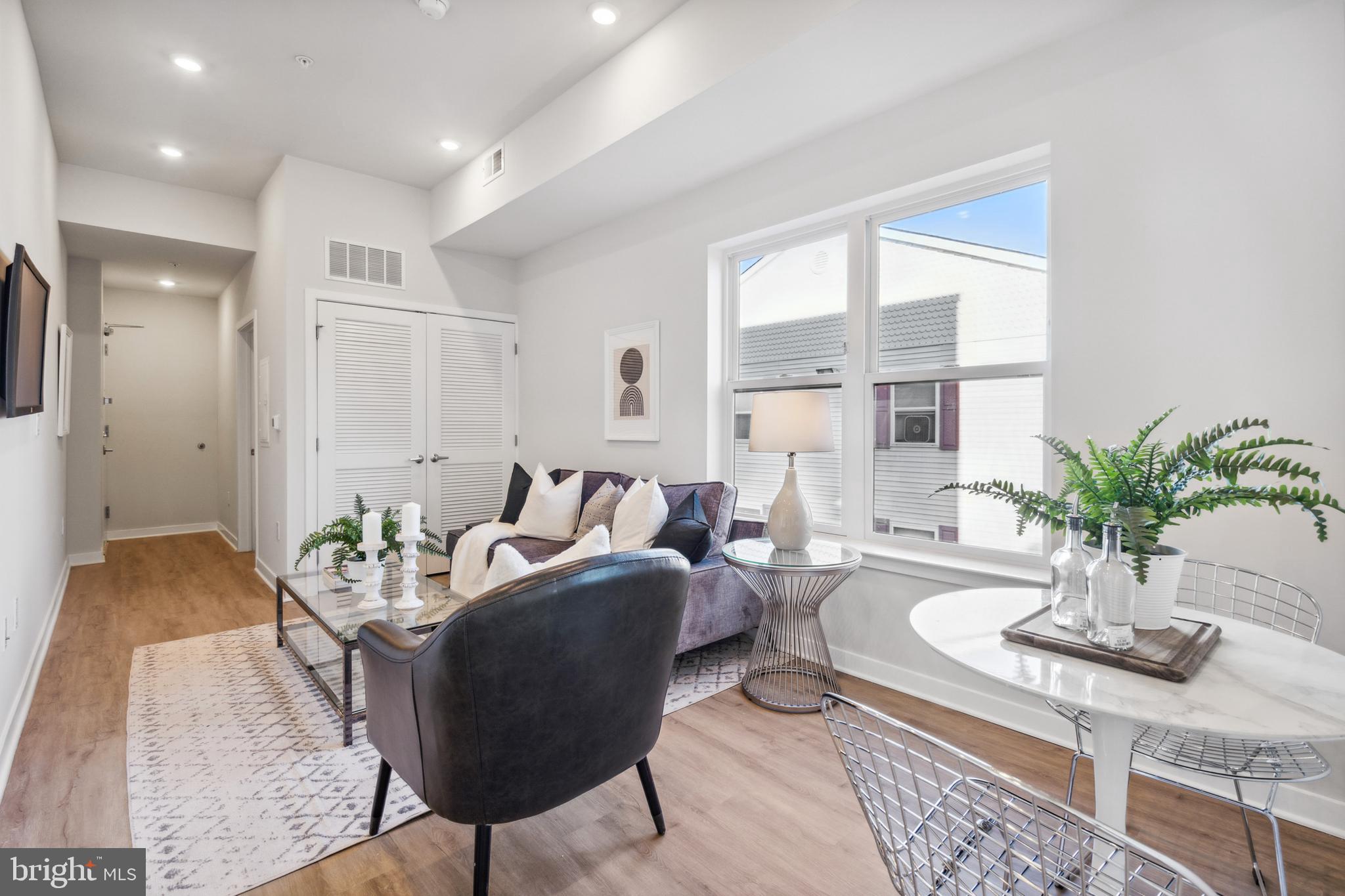 GRAYS FERRY - Residential Lease