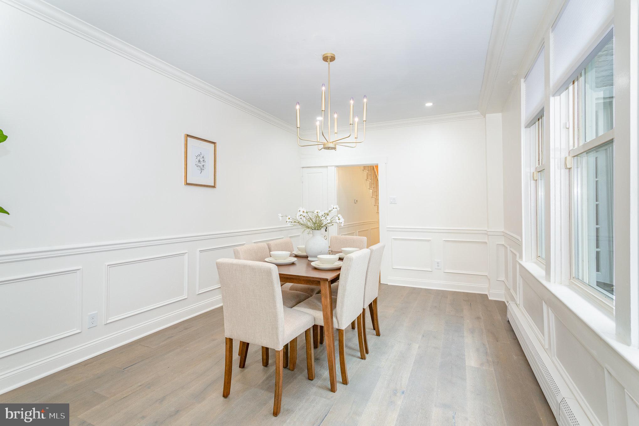 CHESTNUT HILL - Residential