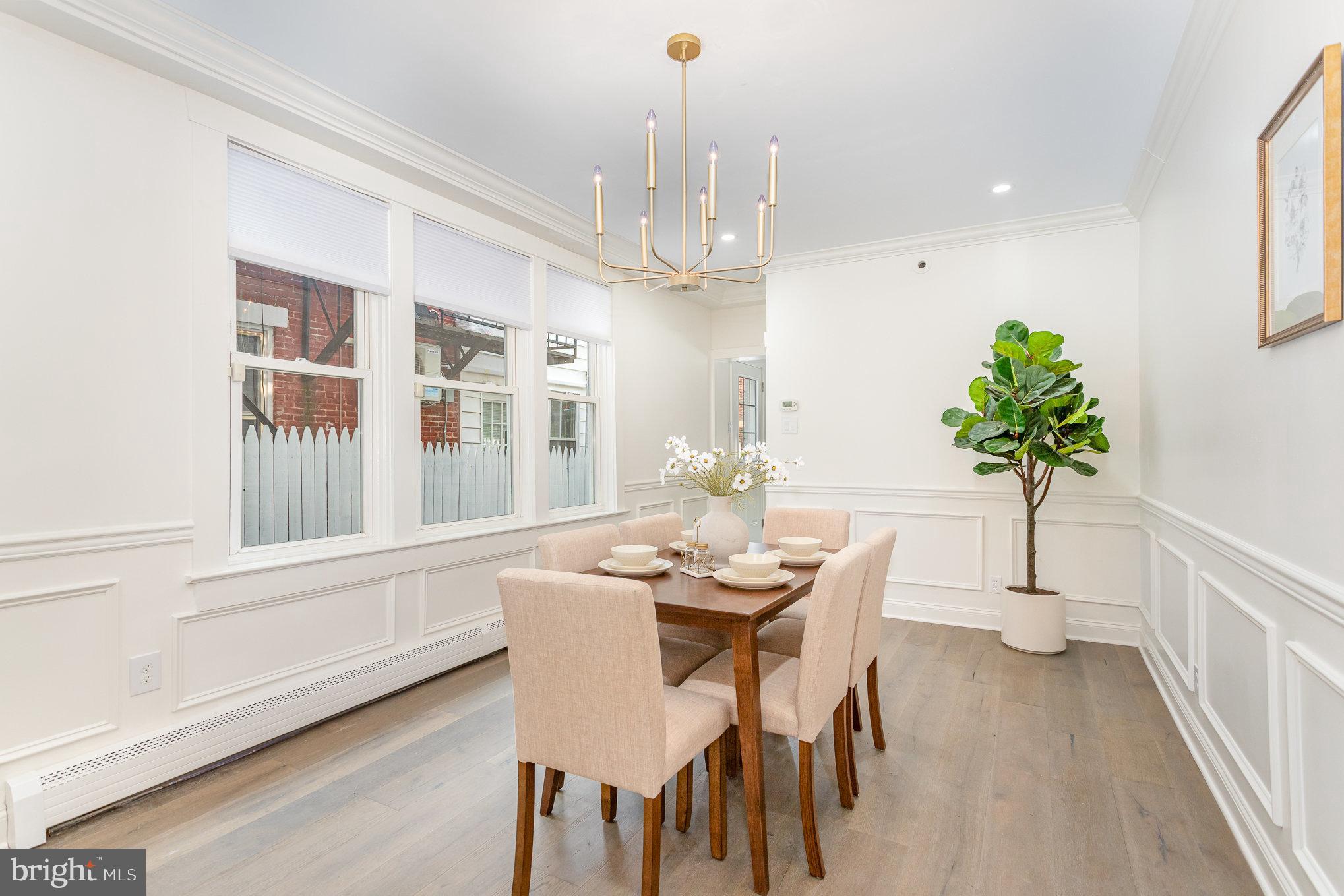 CHESTNUT HILL - Residential