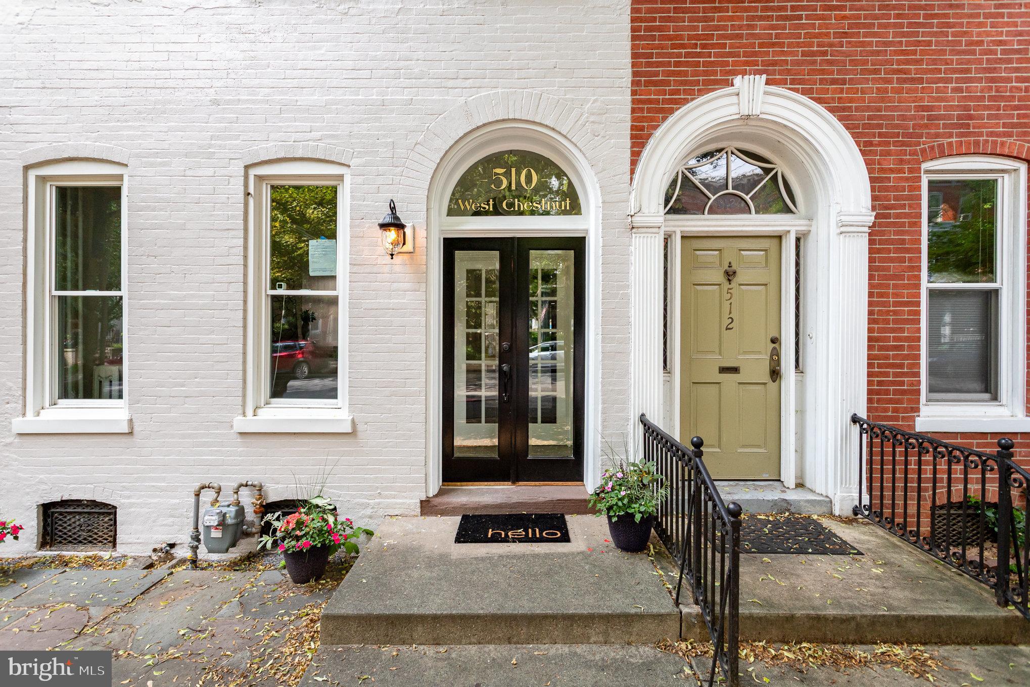CHESTNUT HILL - Residential