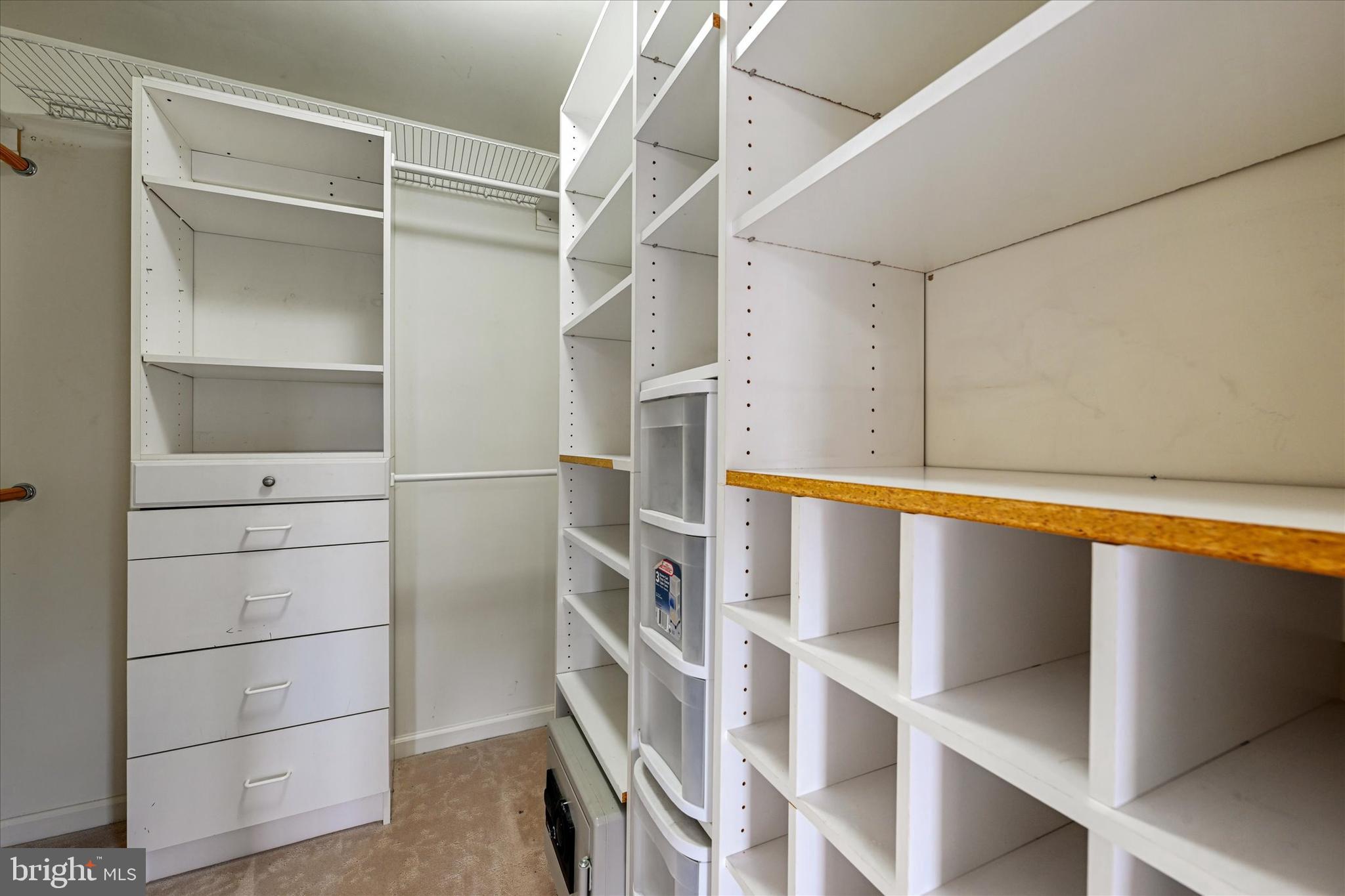 NELLS ACRES - Residential