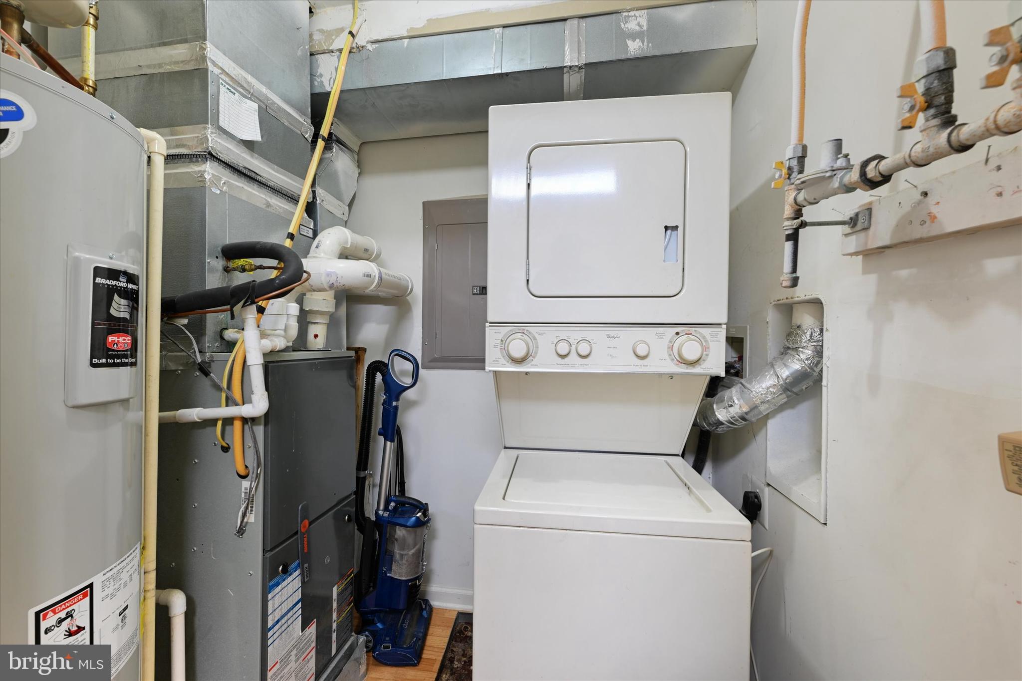 NELLS ACRES - Residential