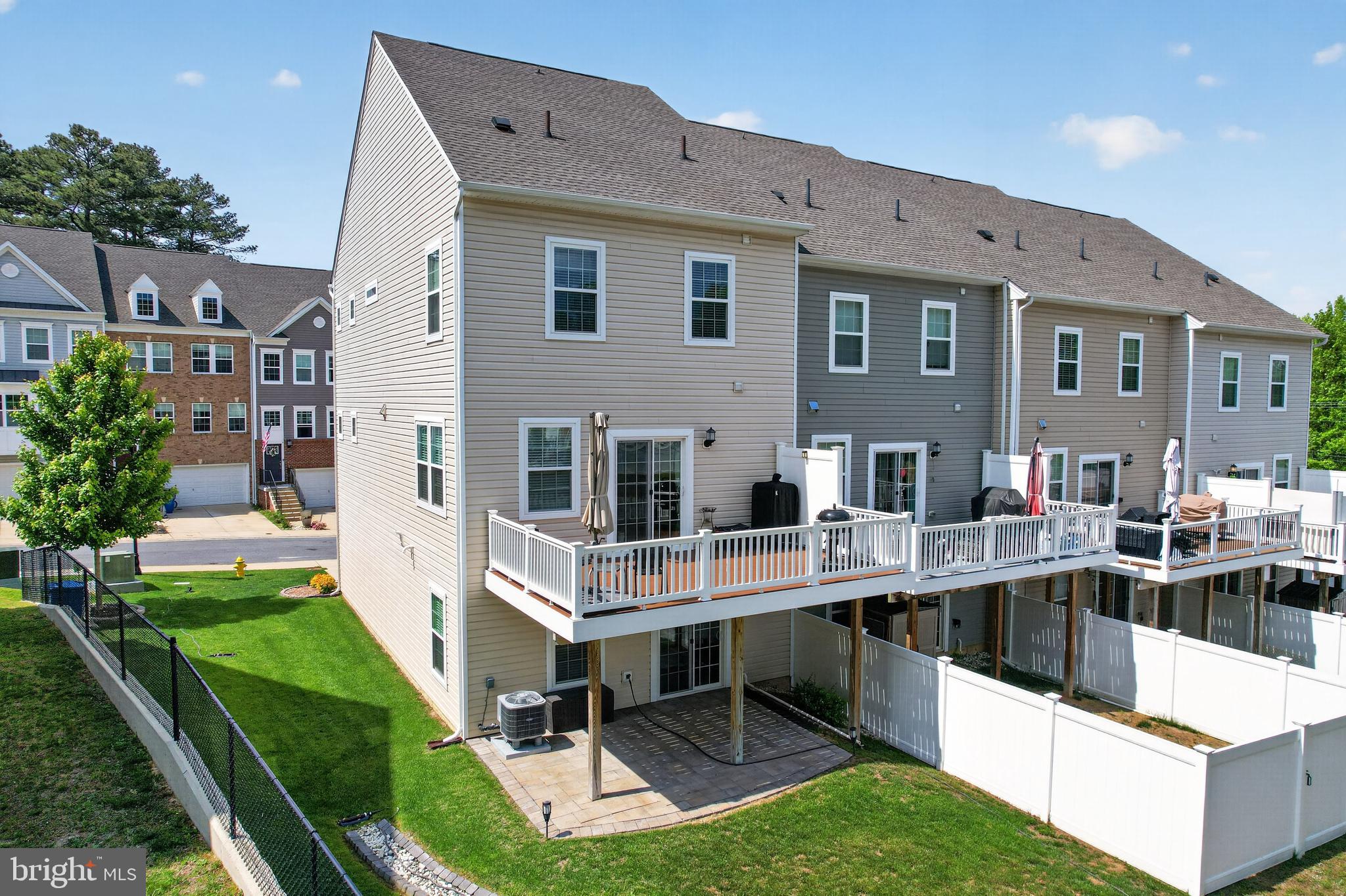 THE WOODS AT MYRTLE POINT - Residential