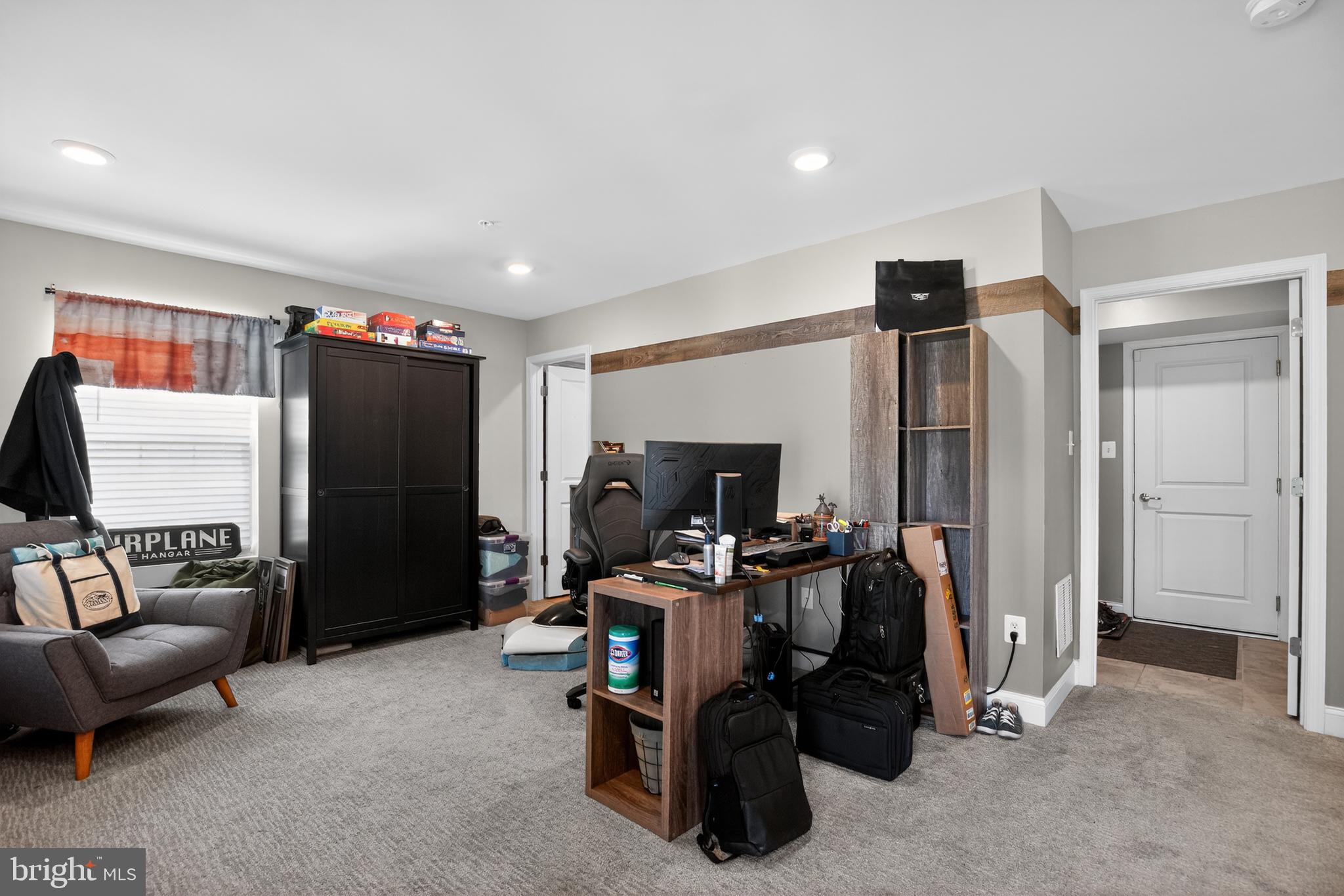 THE WOODS AT MYRTLE POINT - Residential