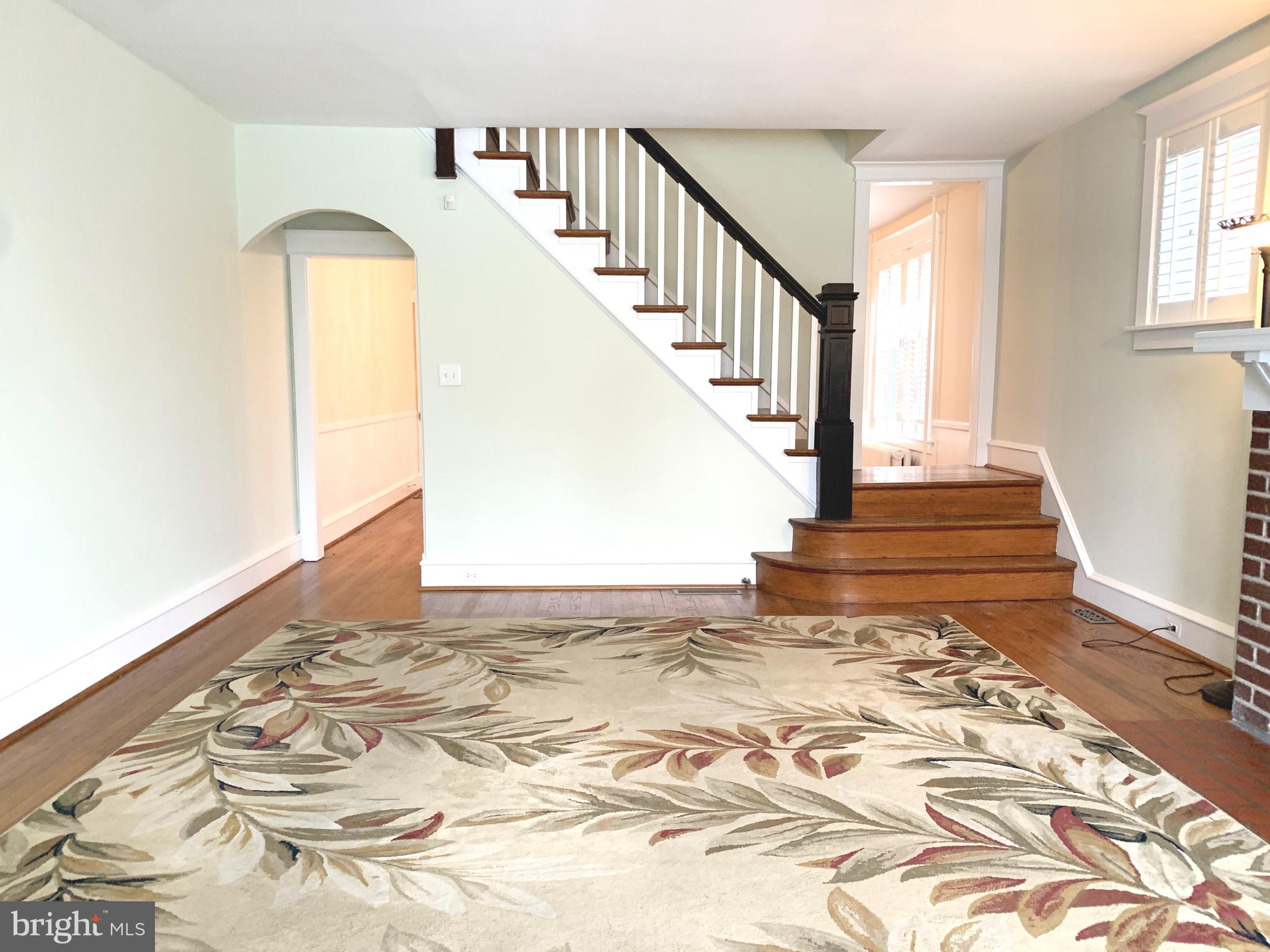 2413 W 16TH STREET