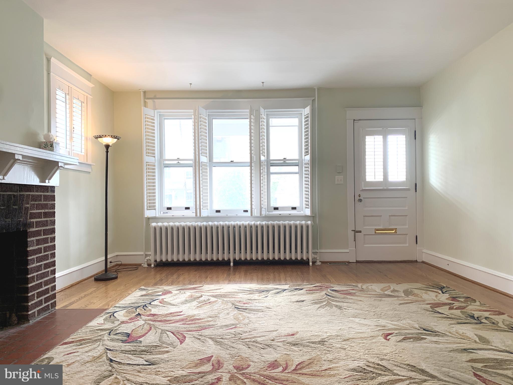 2413 W 16TH STREET
