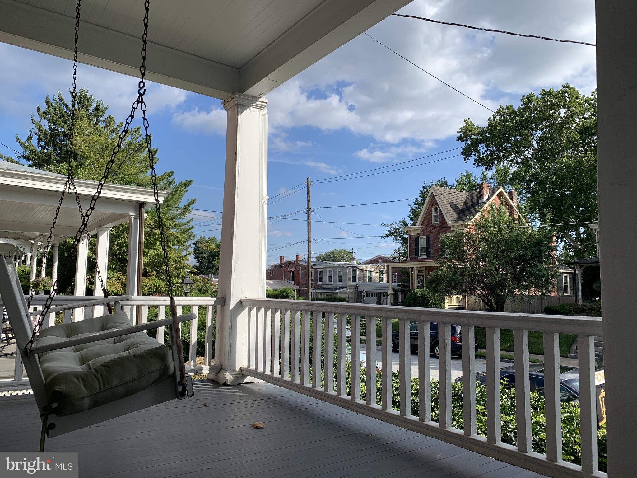 2413 W 16TH STREET