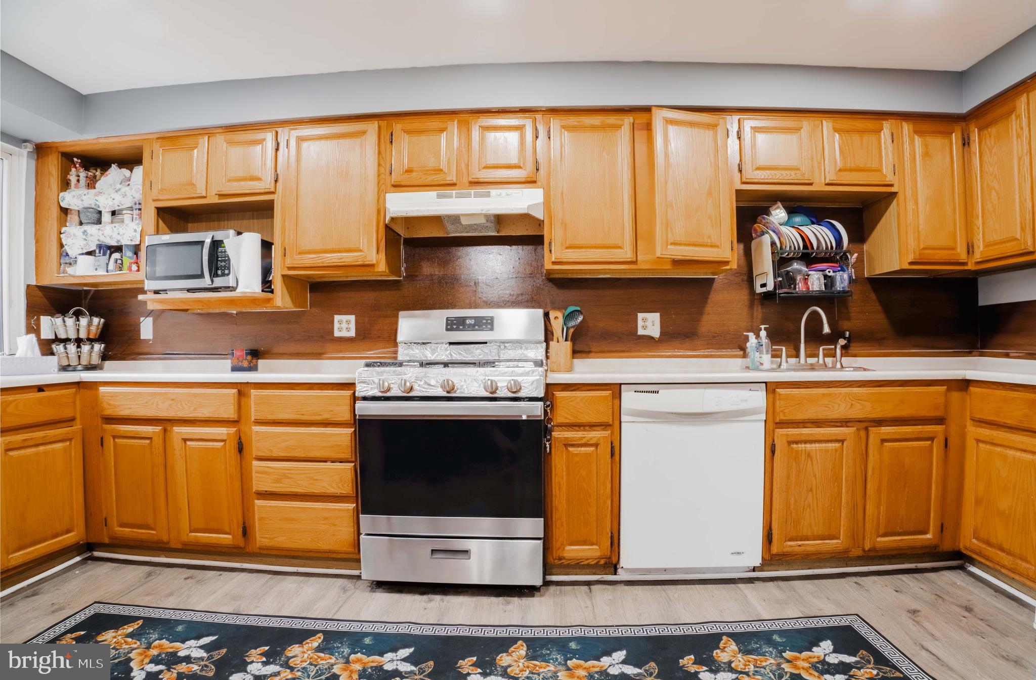 1200 MOYER ROAD
