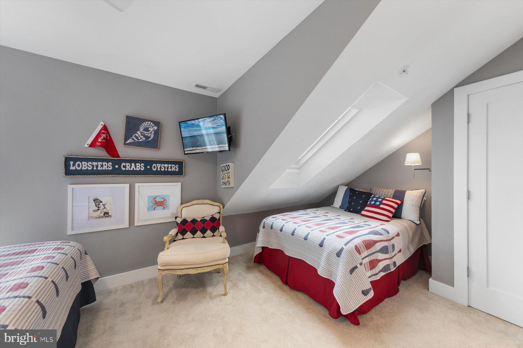 KINGS GRANT - Residential