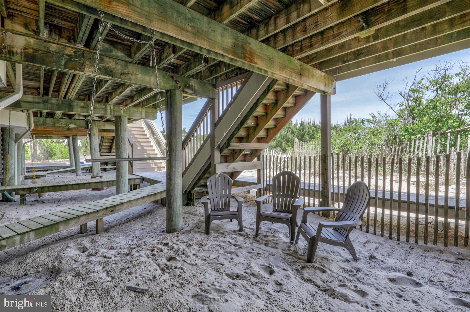 KINGS GRANT - Residential