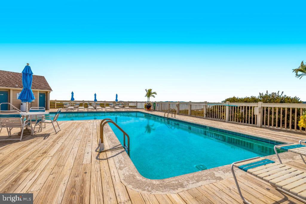 KINGS GRANT - Residential