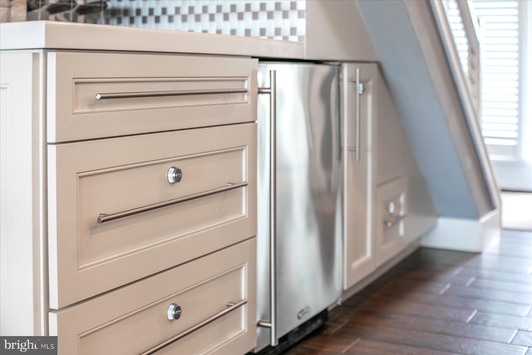 KINGS GRANT - Residential