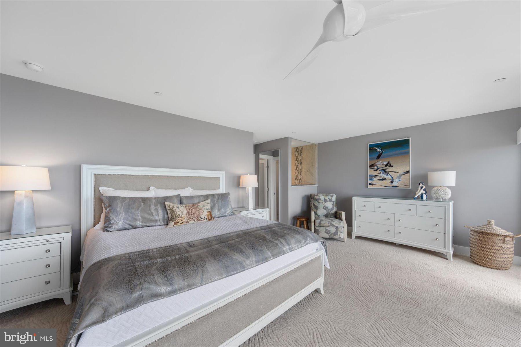 KINGS GRANT - Residential