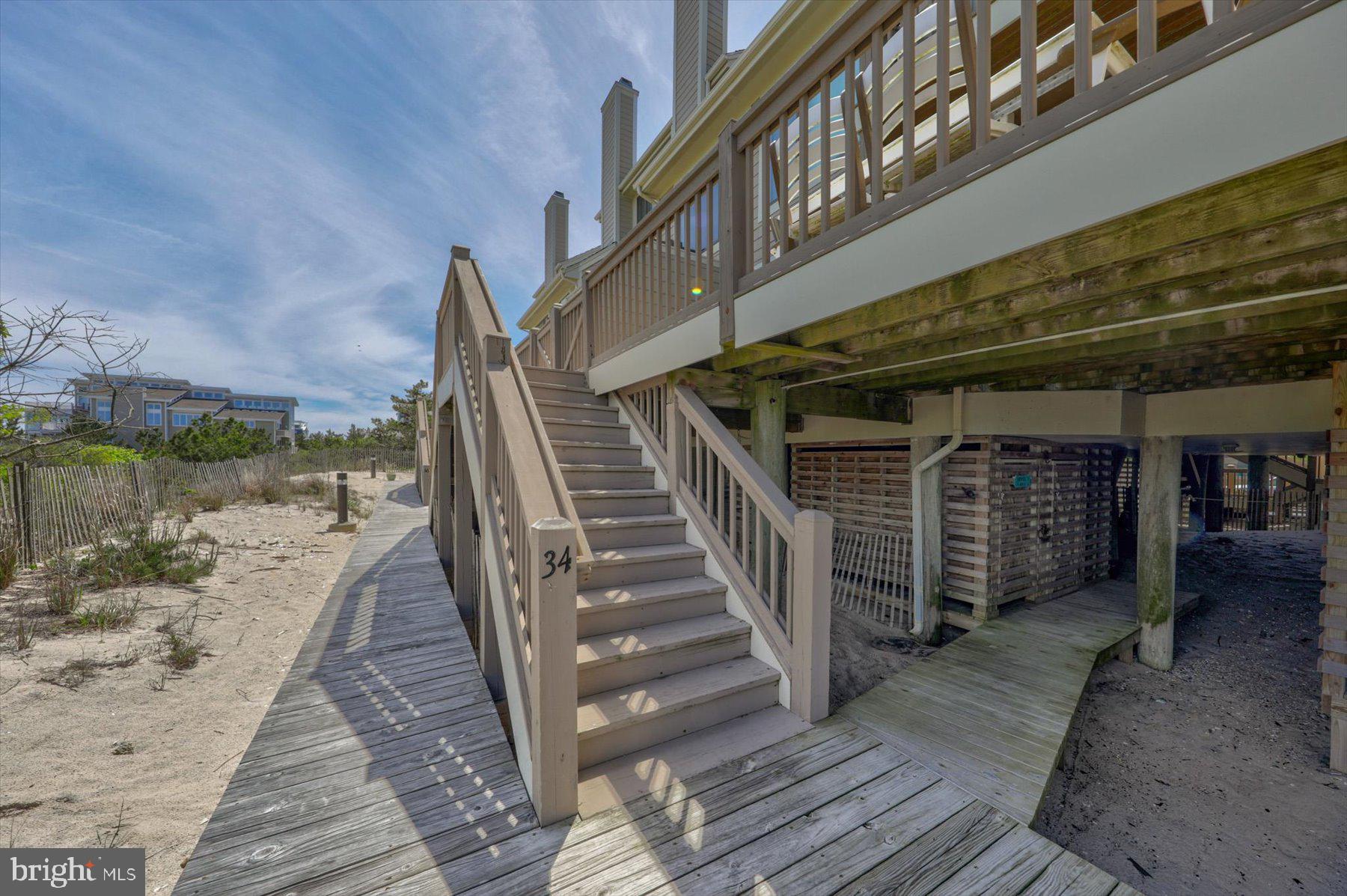 KINGS GRANT - Residential