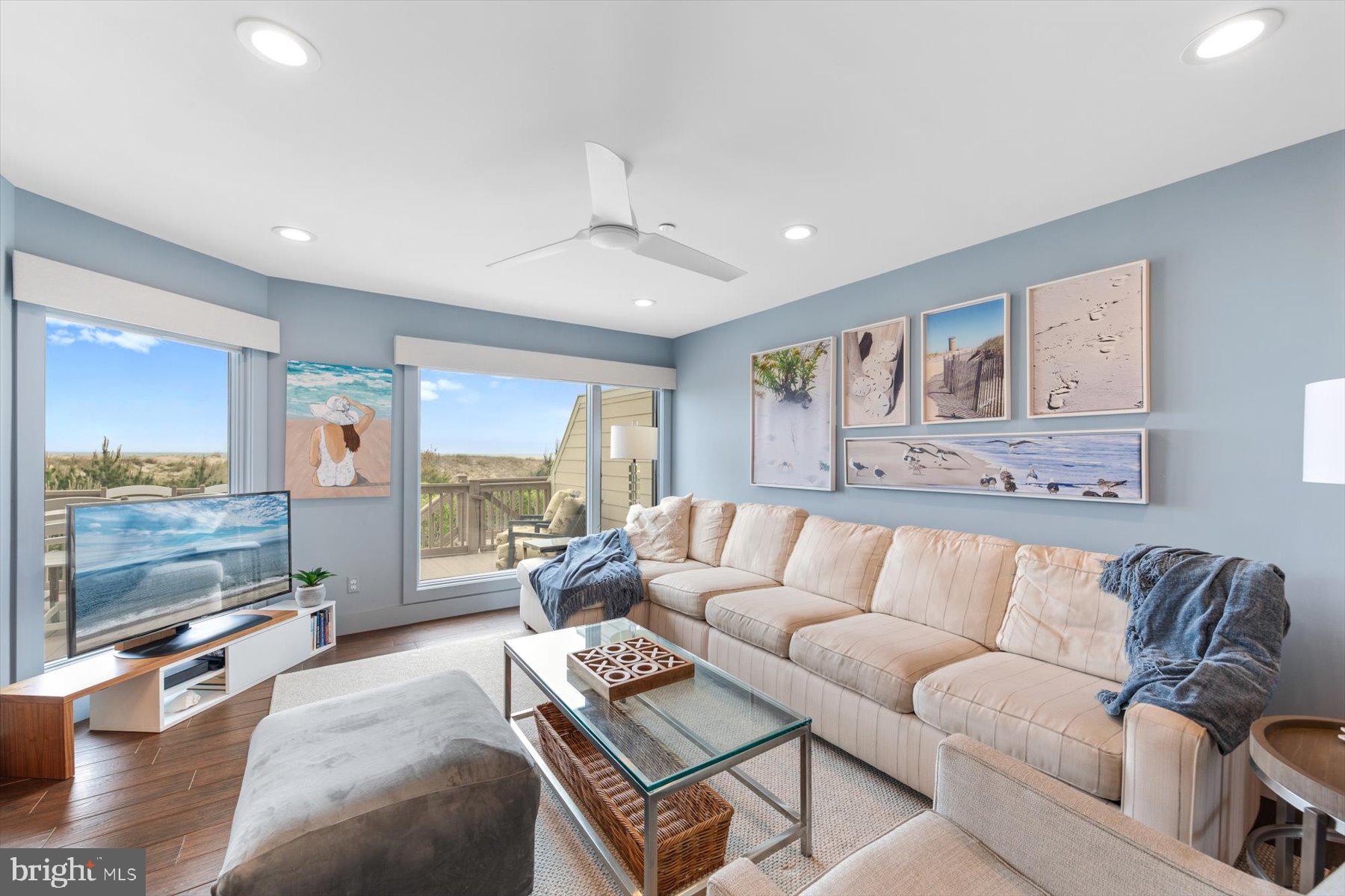 KINGS GRANT - Residential