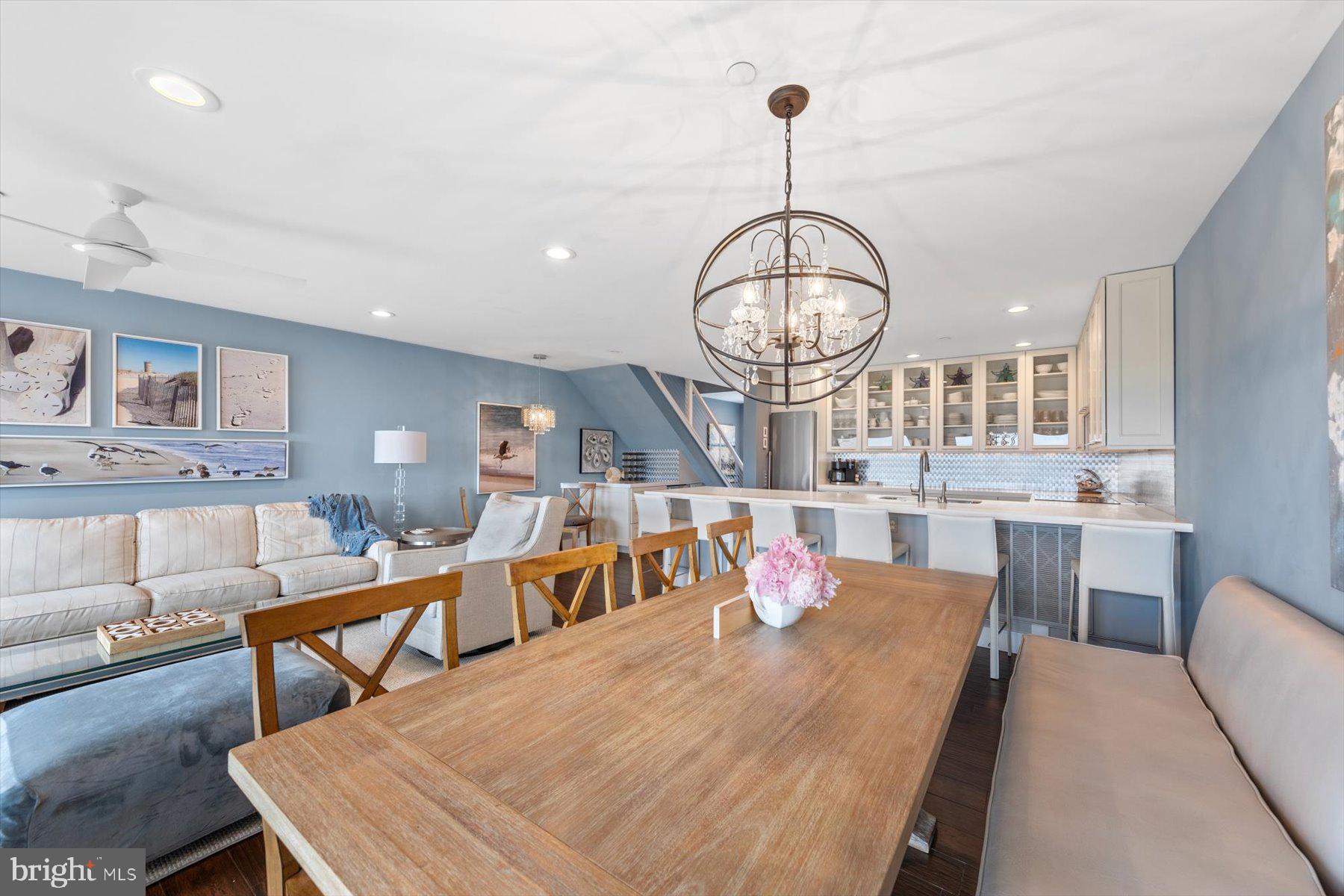 KINGS GRANT - Residential