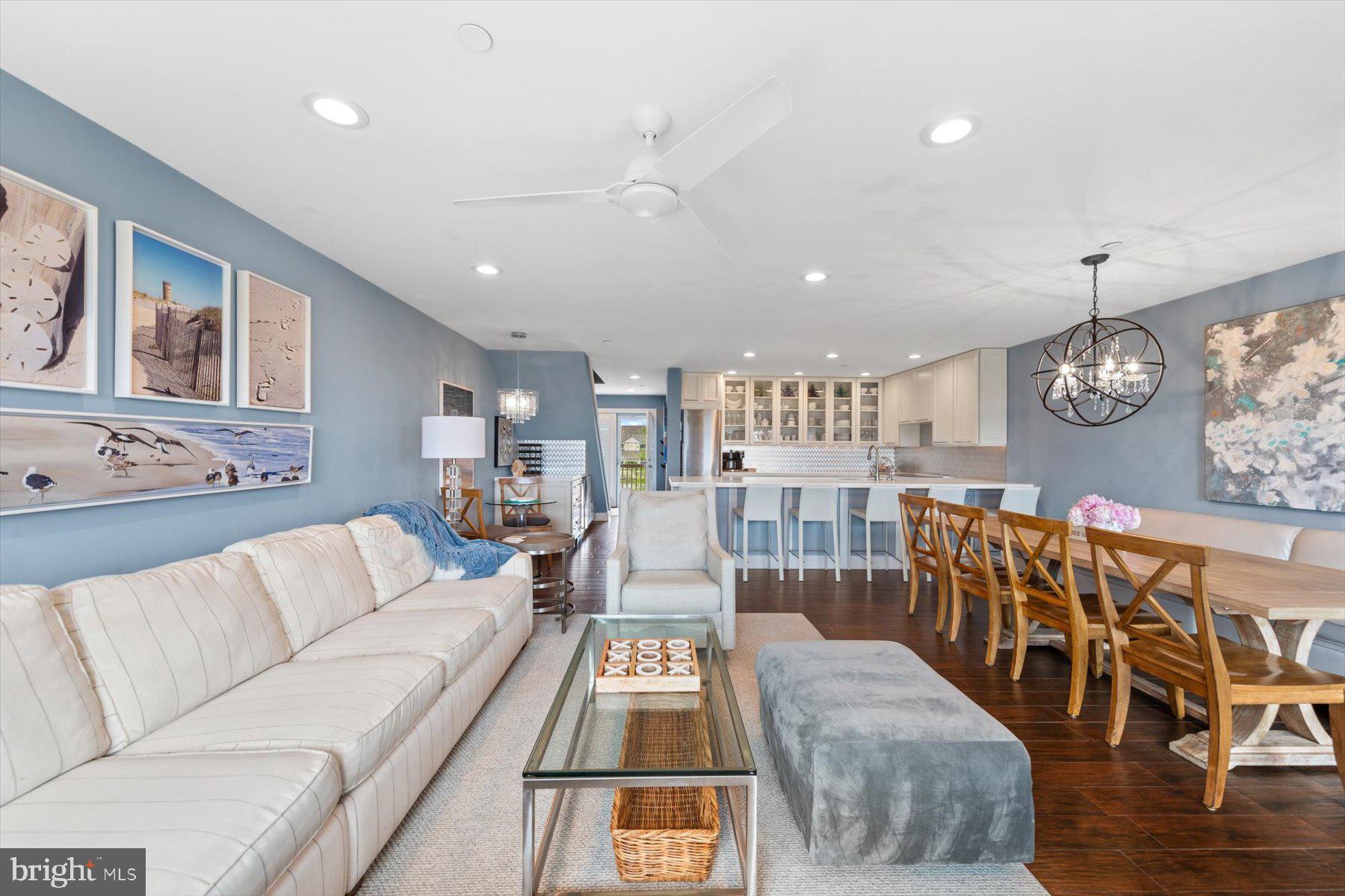 KINGS GRANT - Residential