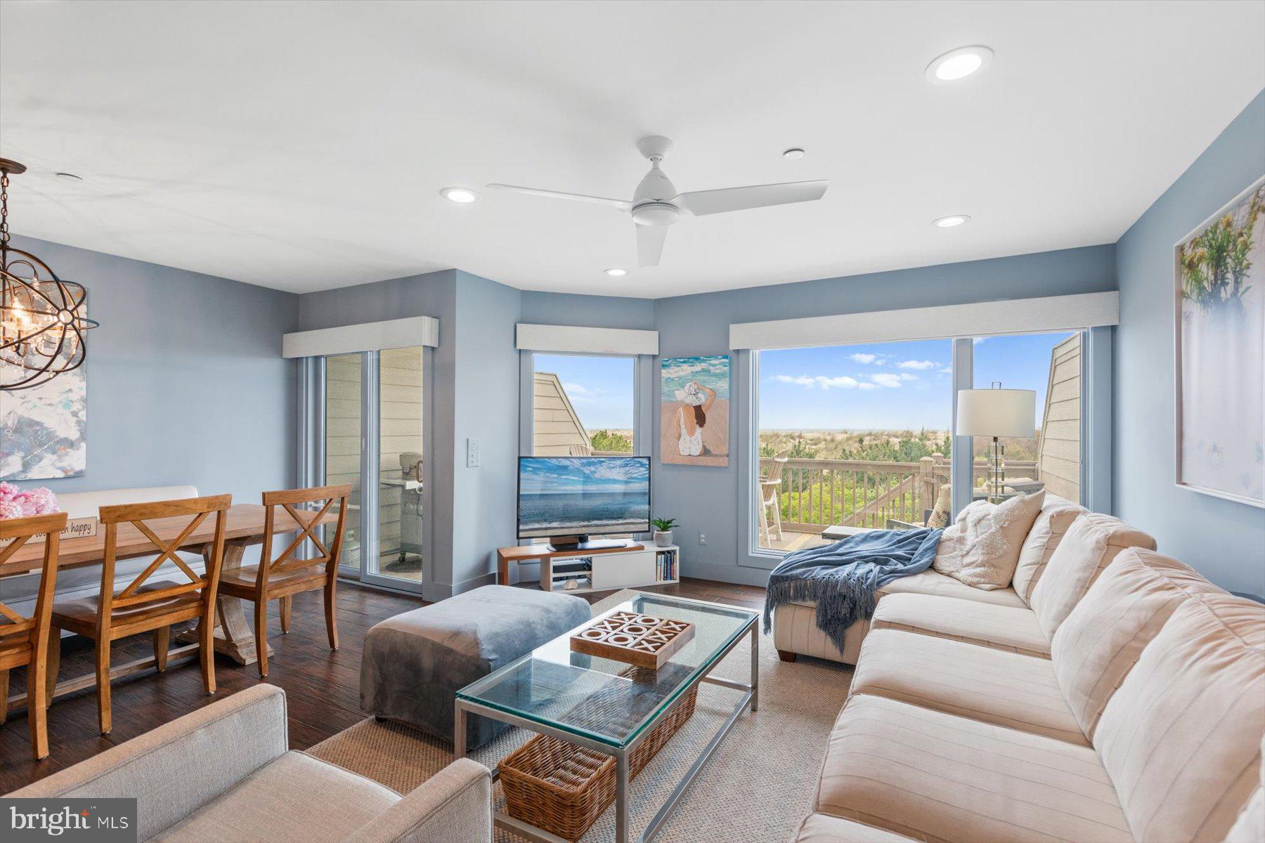 KINGS GRANT - Residential