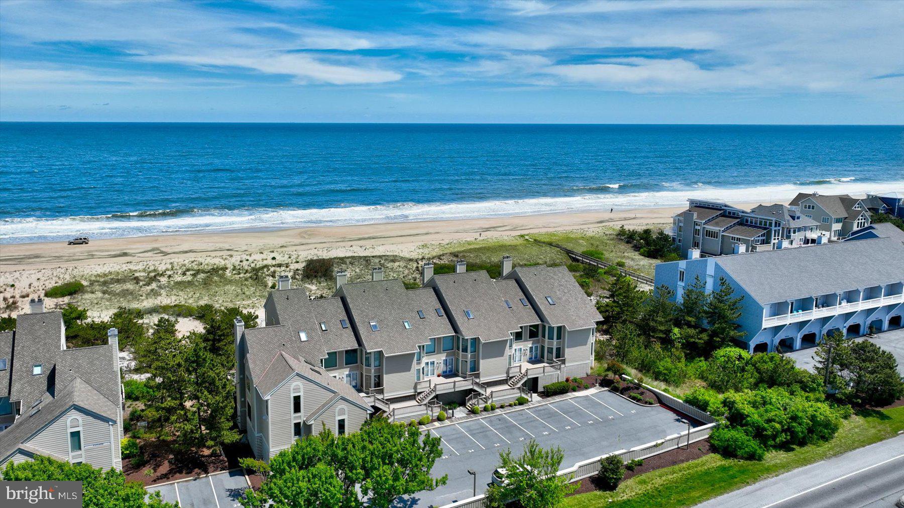 KINGS GRANT - Residential