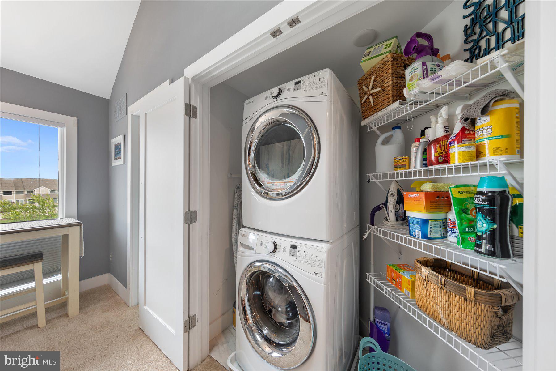 KINGS GRANT - Residential