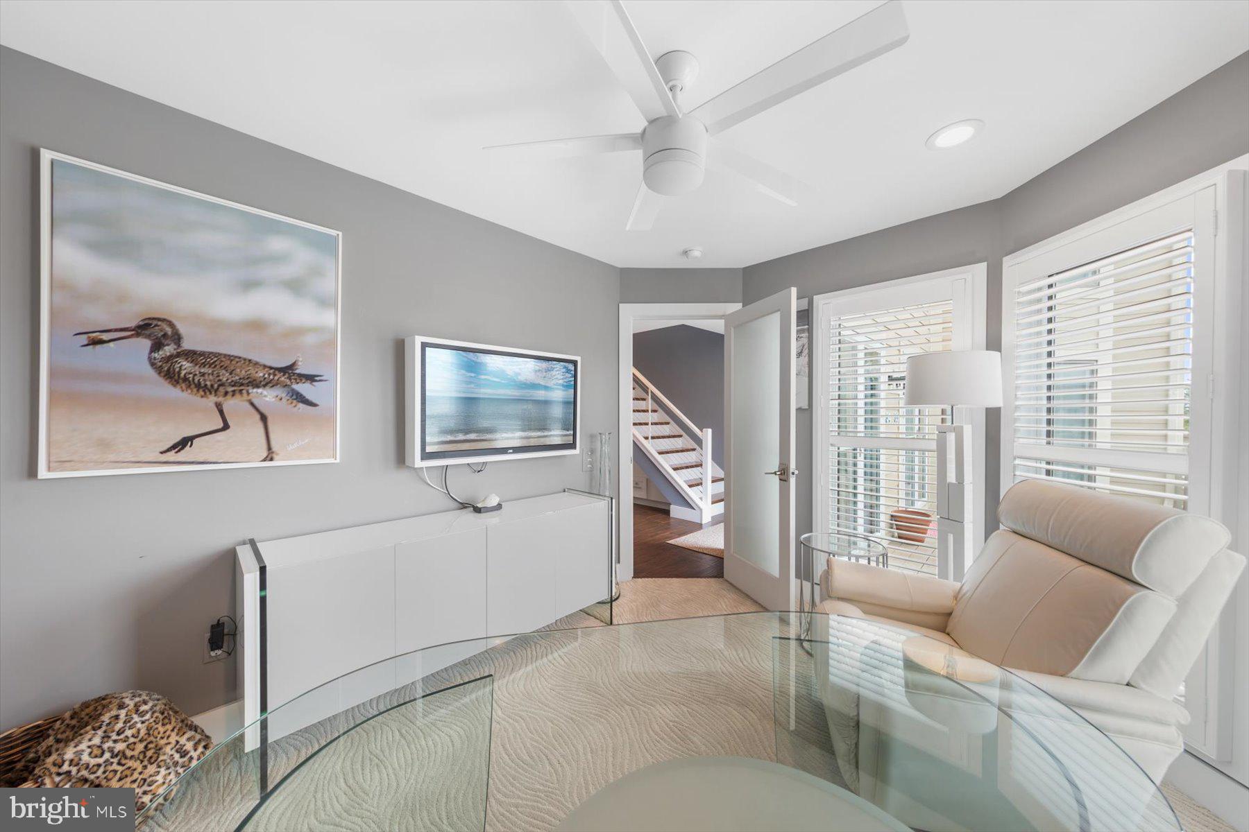 KINGS GRANT - Residential