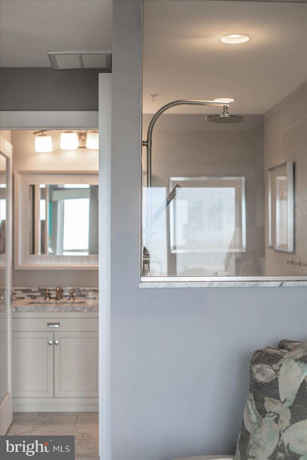 KINGS GRANT - Residential