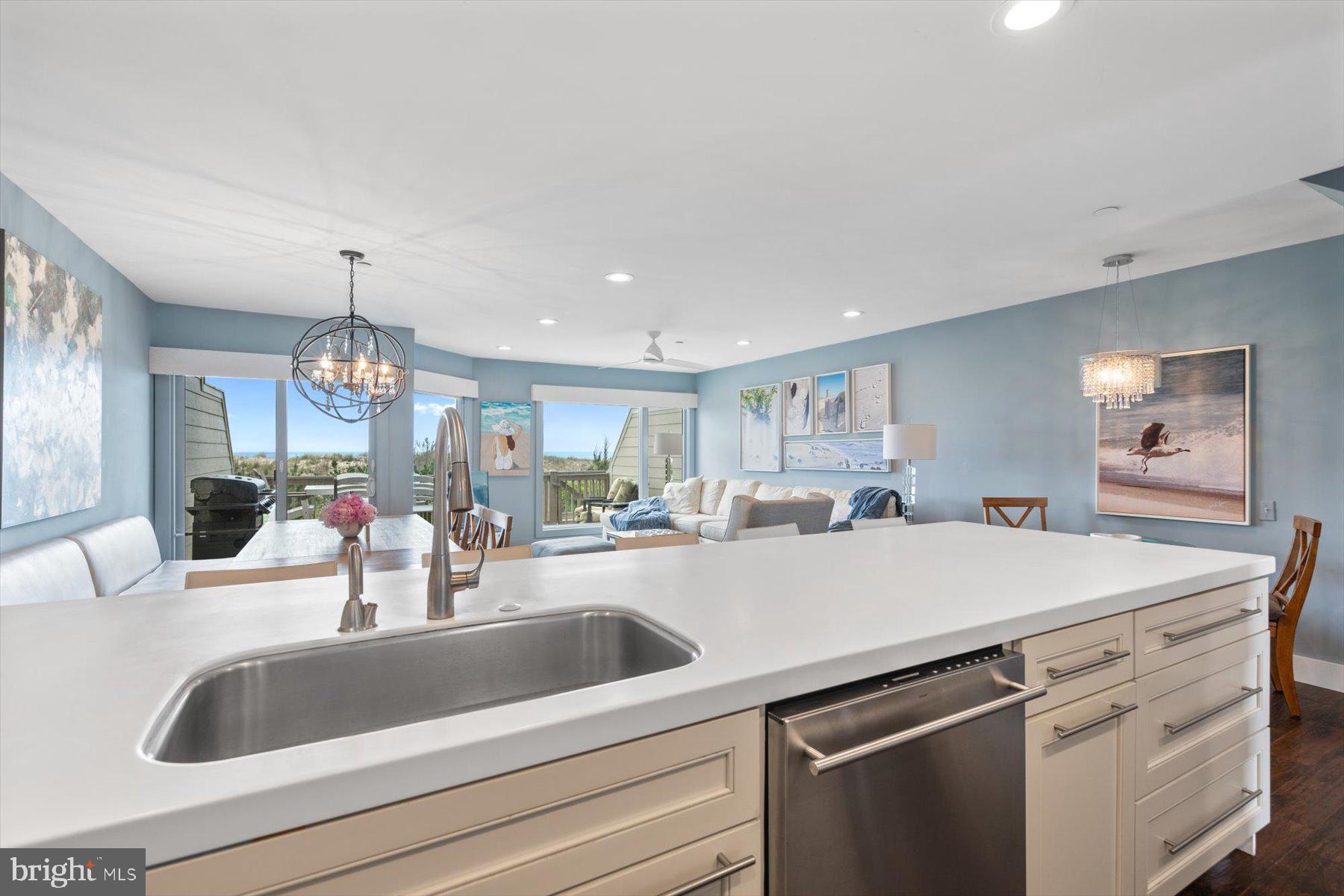 KINGS GRANT - Residential