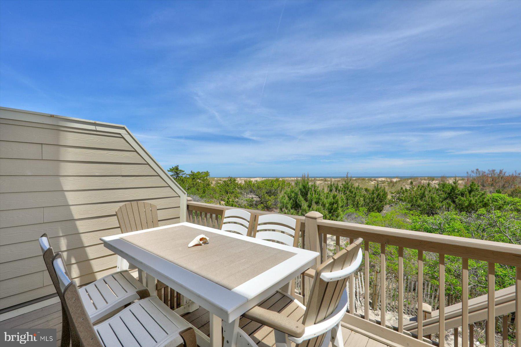 KINGS GRANT - Residential