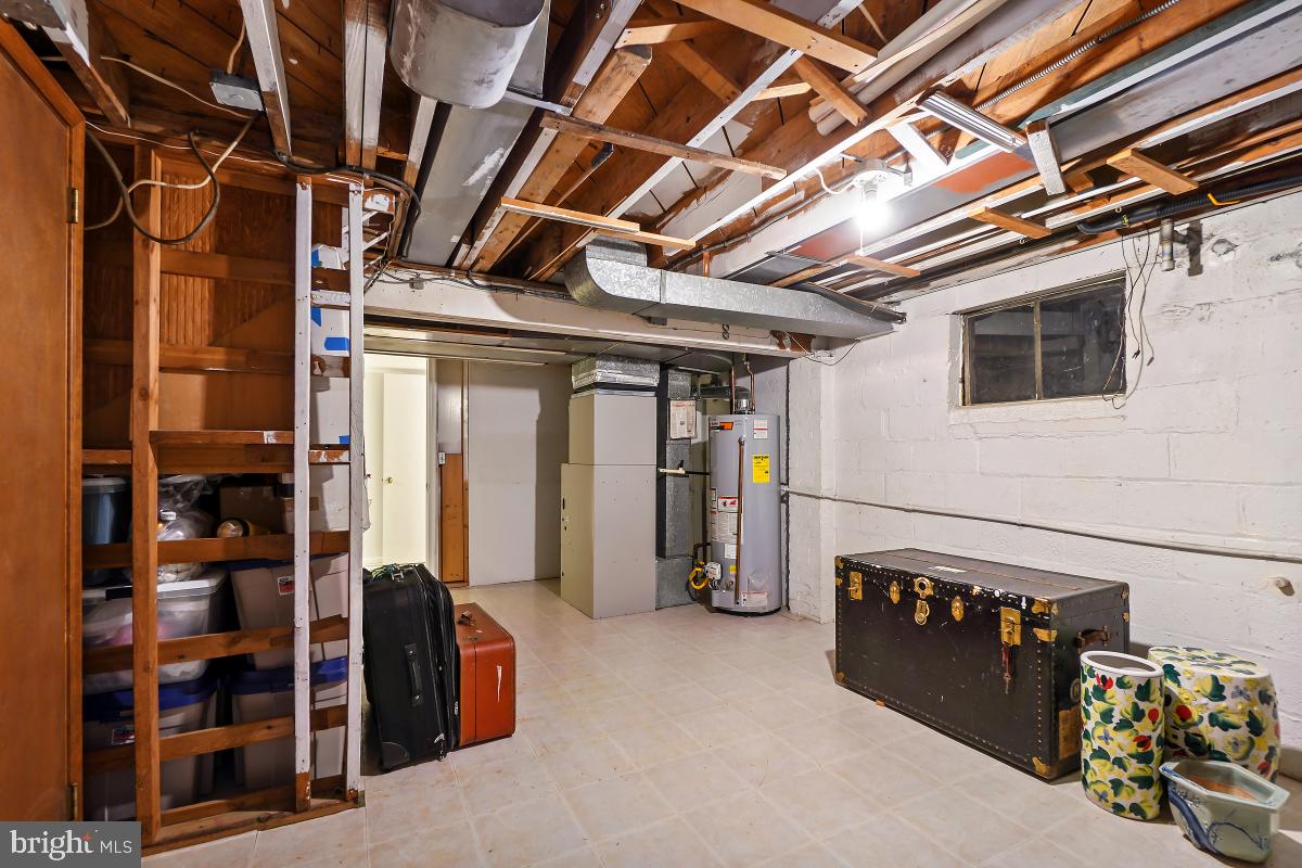 NORTHWOOD VILLAGE - Residential