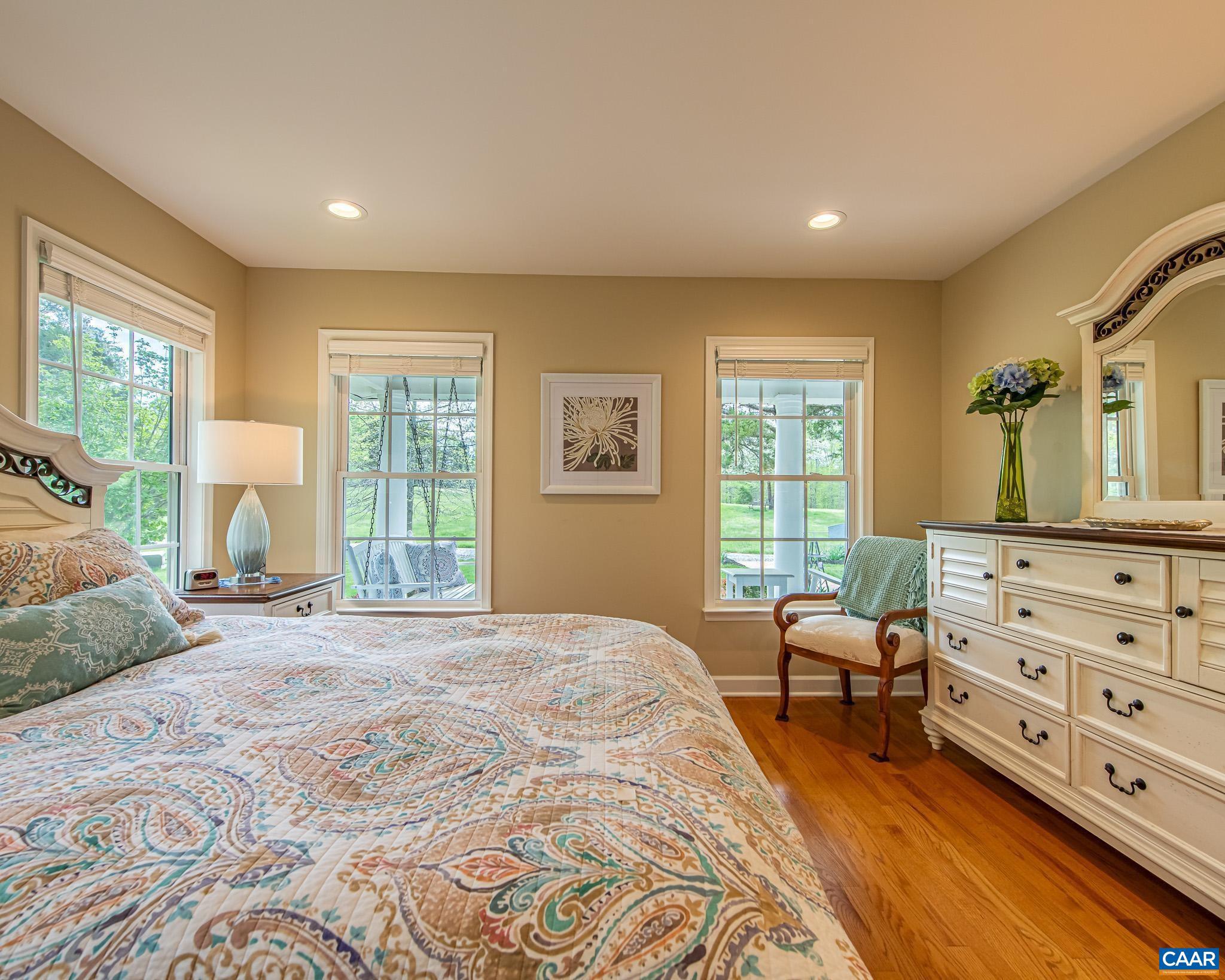 BROKEN ISLAND - Residential