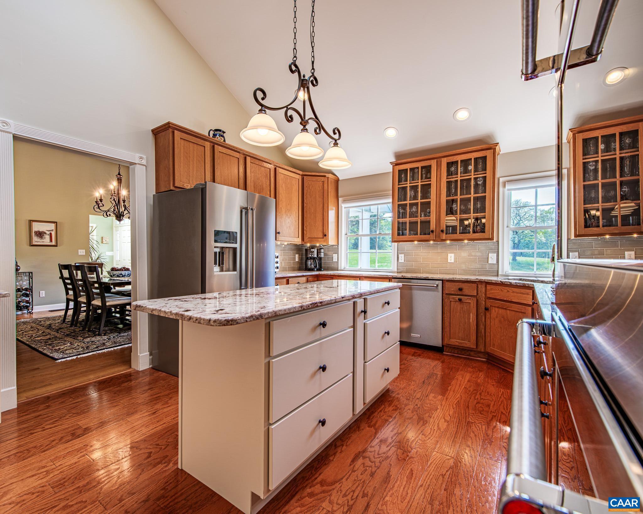 BROKEN ISLAND - Residential