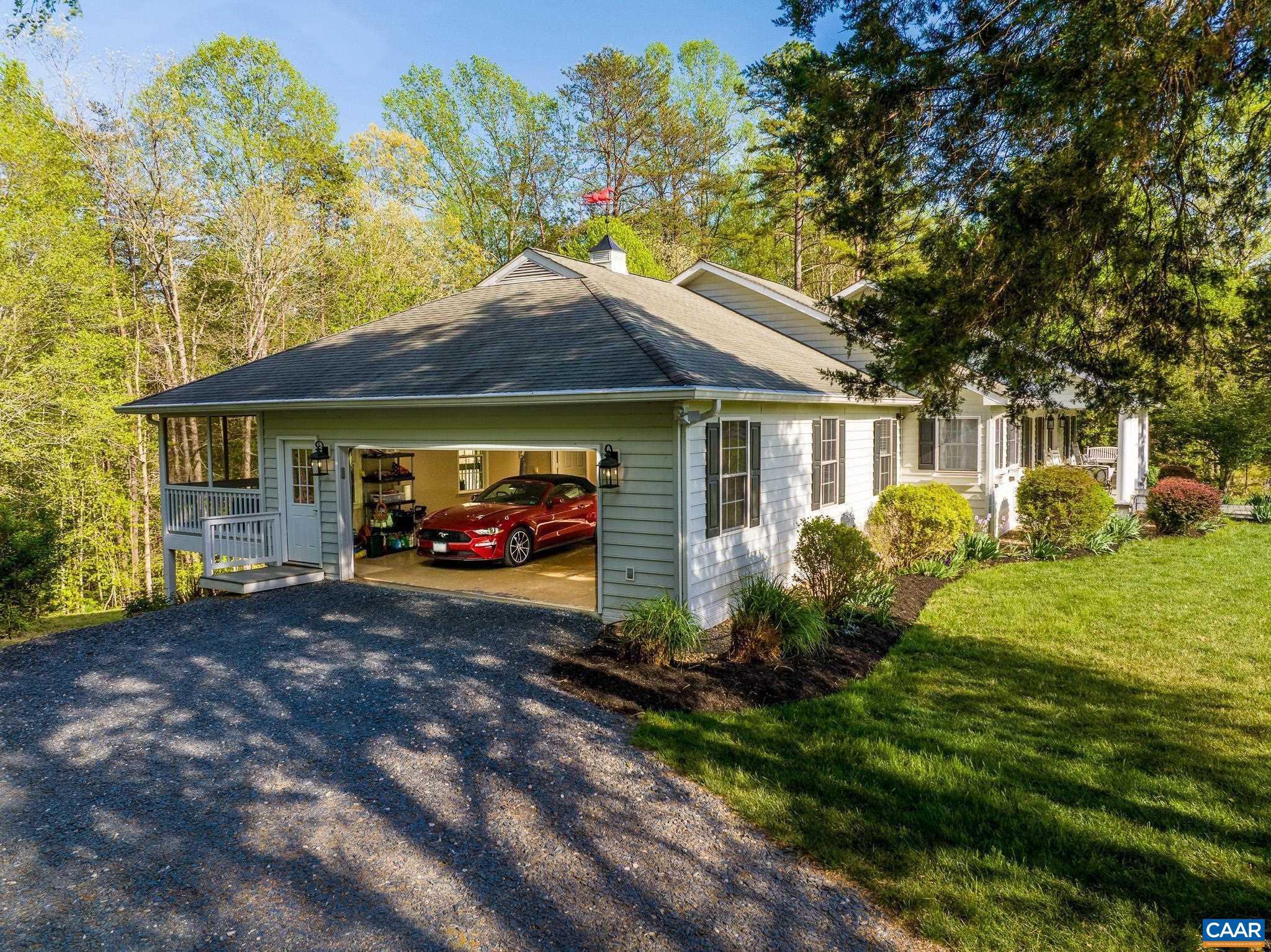 BROKEN ISLAND - Residential