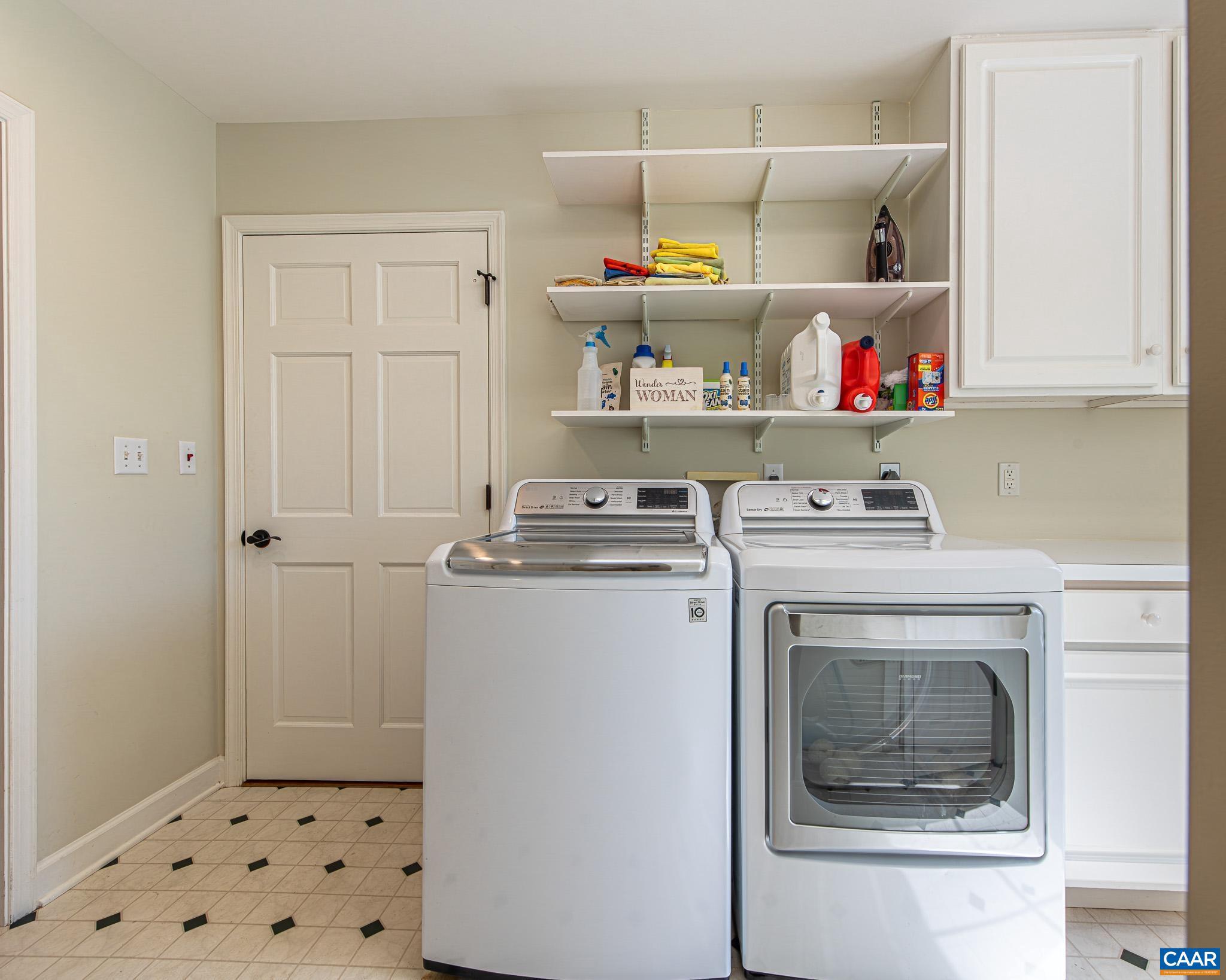 BROKEN ISLAND - Residential